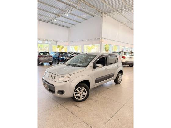 FIAT UNO 1.0 EVO VIVACE 8V FLEX 4P MANUAL